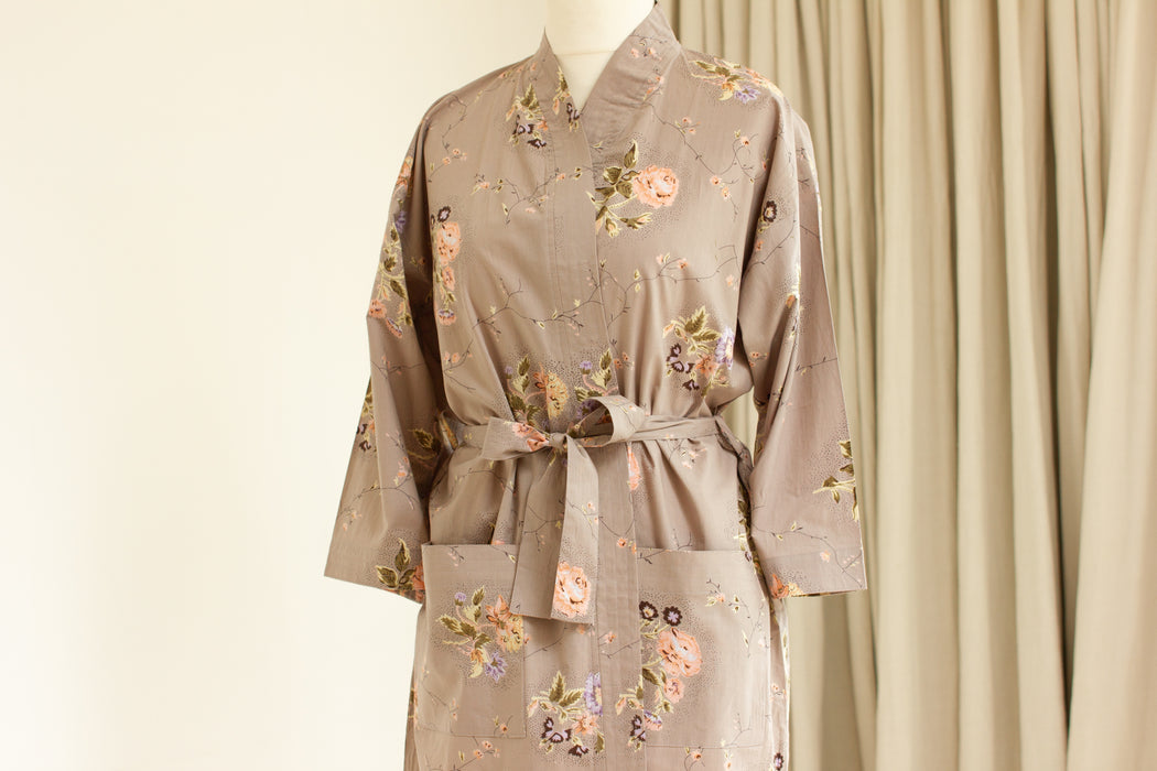 Earl Grey Cotton Kimono Robe and Wash Bag