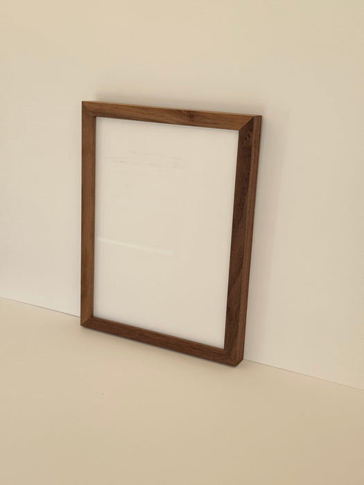 Walnut Photo Frame 6x8'' #007